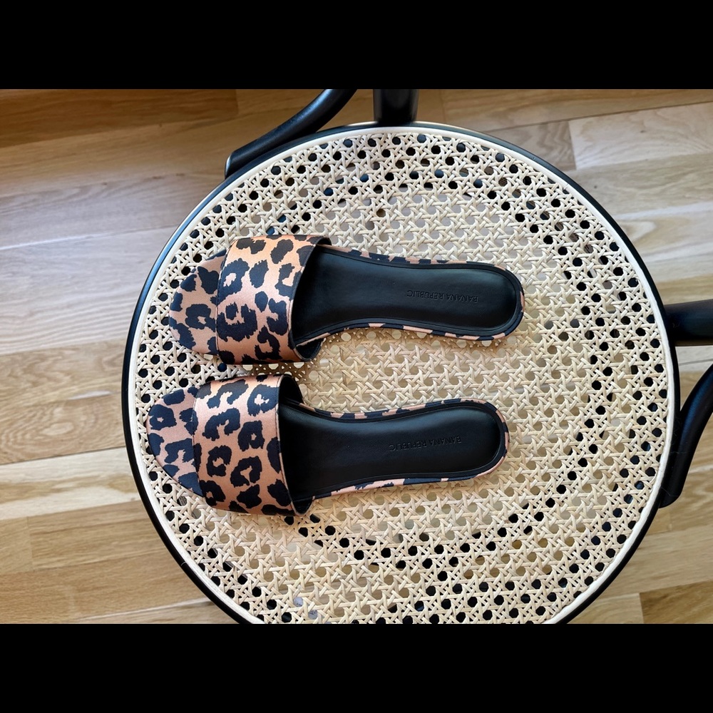 Banana Republic Satin Slide Sandals NWT